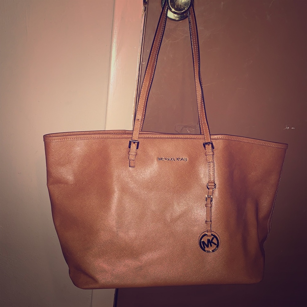 Michael Kors Jet Set Tote